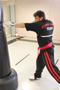 ARTES MARCIALES BILBAO GETXO VIZCAYA INFANTIL SENSHIDO YAWARA KARATE KICK BOXING DEFENSA PERSONAL